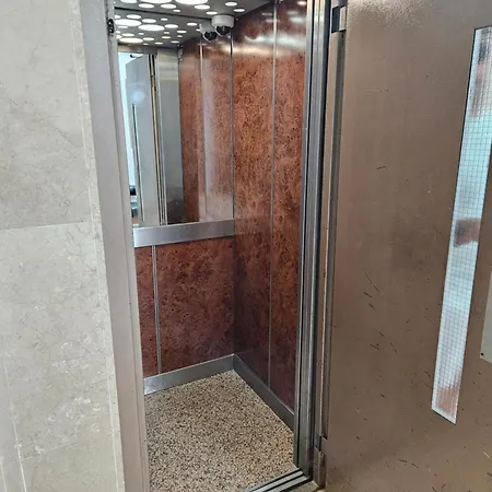 Fuengirola, Boliches - Right On The Beach. * Fuengirola