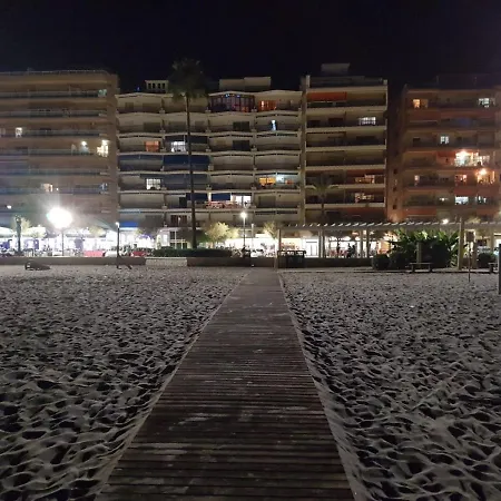 アパート Fuengirola, Boliches - Right On The Beach.