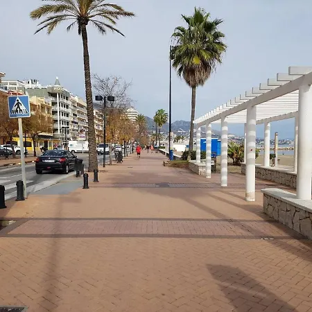 Daire Fuengirola, Boliches - Right On The Beach. Fuengirola
